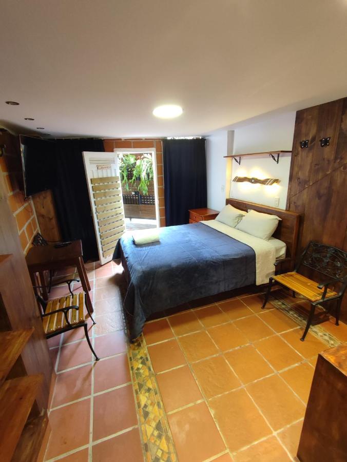Hotel Le Chateau Guatape Exterior photo