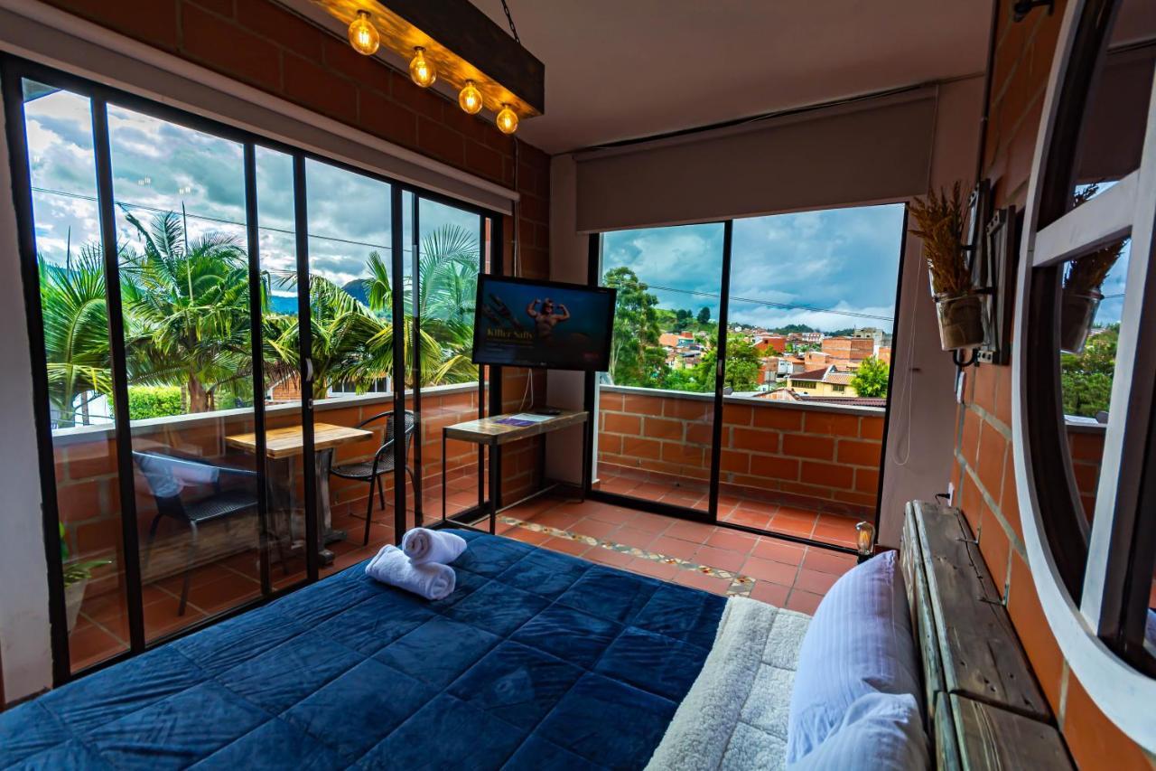 Hotel Le Chateau Guatape Exterior photo