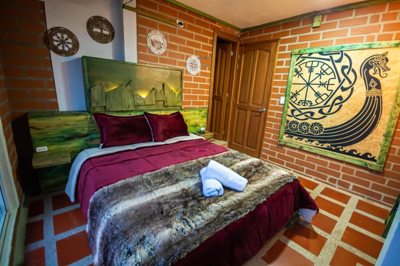 Hotel Le Chateau Guatape Exterior photo