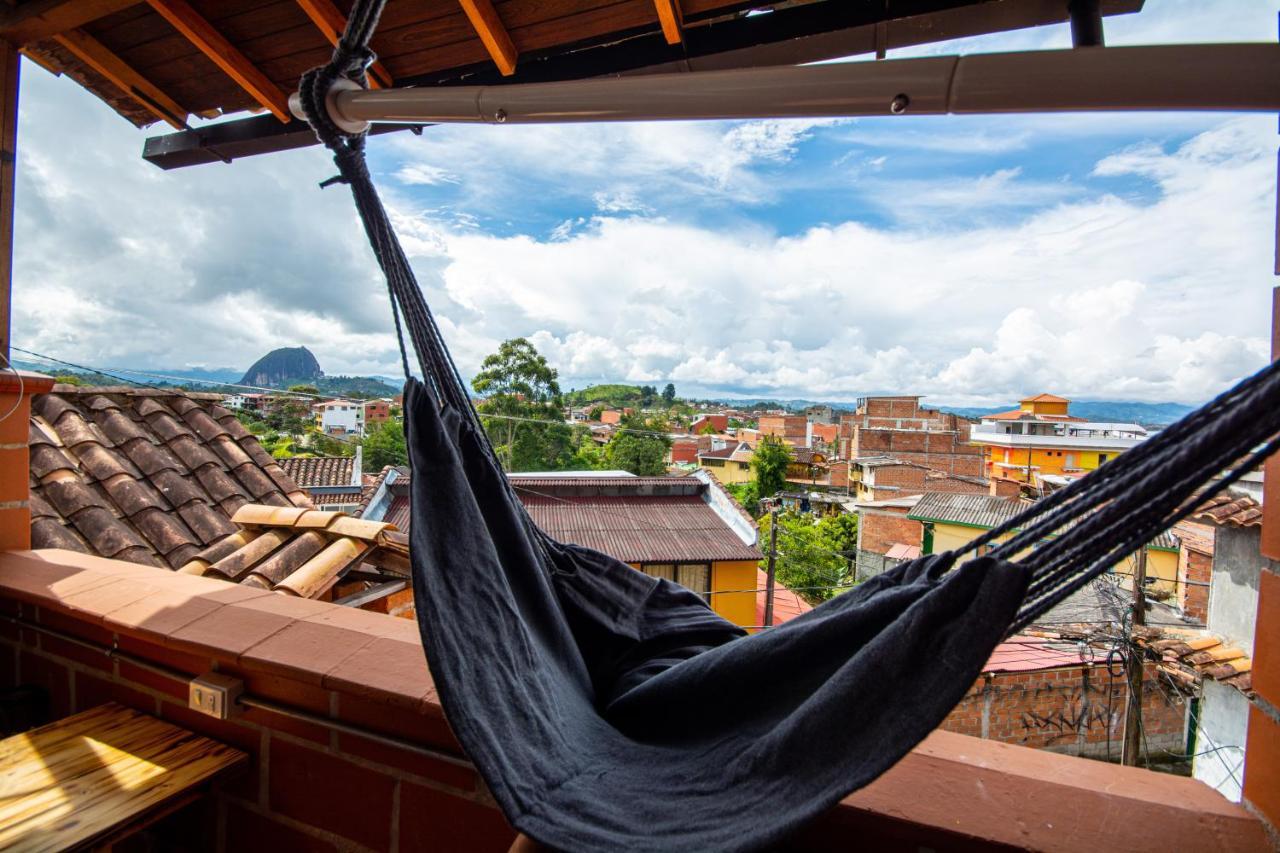 Hotel Le Chateau Guatape Exterior photo